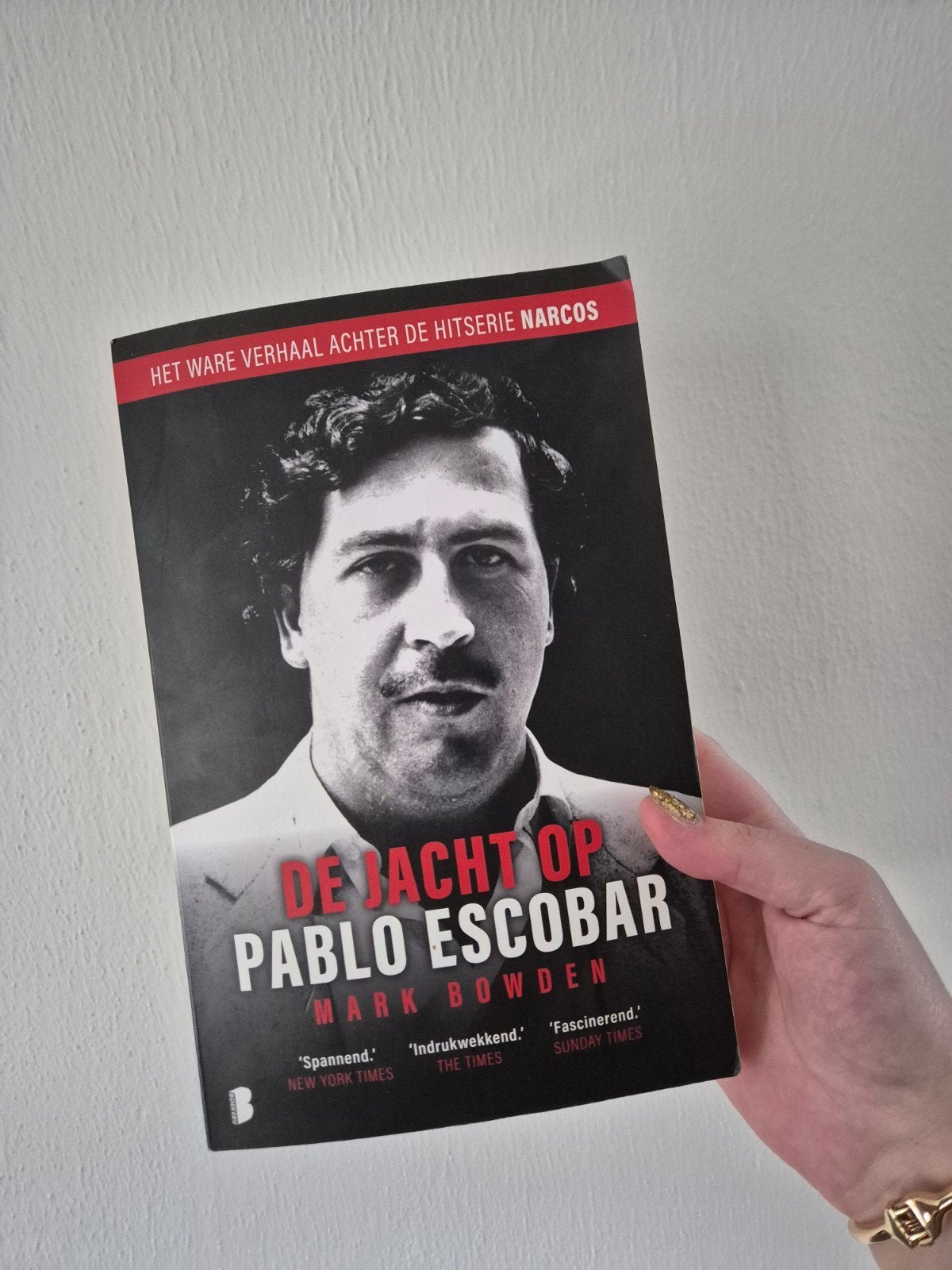 De Jacht op Pablo Escobar - Mark Bowden, Ophalen of Verzenden, Gelezen, Mark Bowden