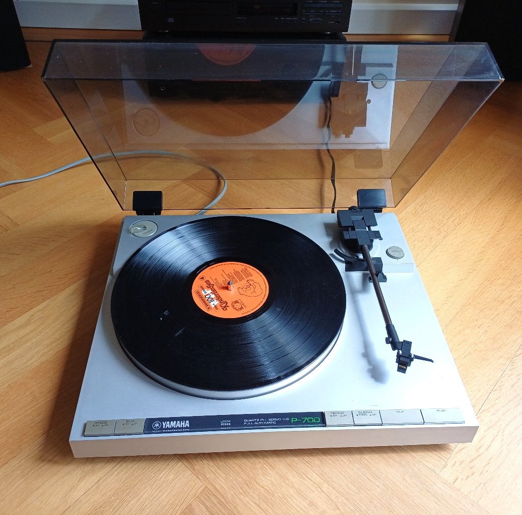 originele Yamaha P-700 (quartz direct drive) platenspeler, Audio, Tv en Foto, Gebruikt, Automatisch, Platenspeler, Ophalen