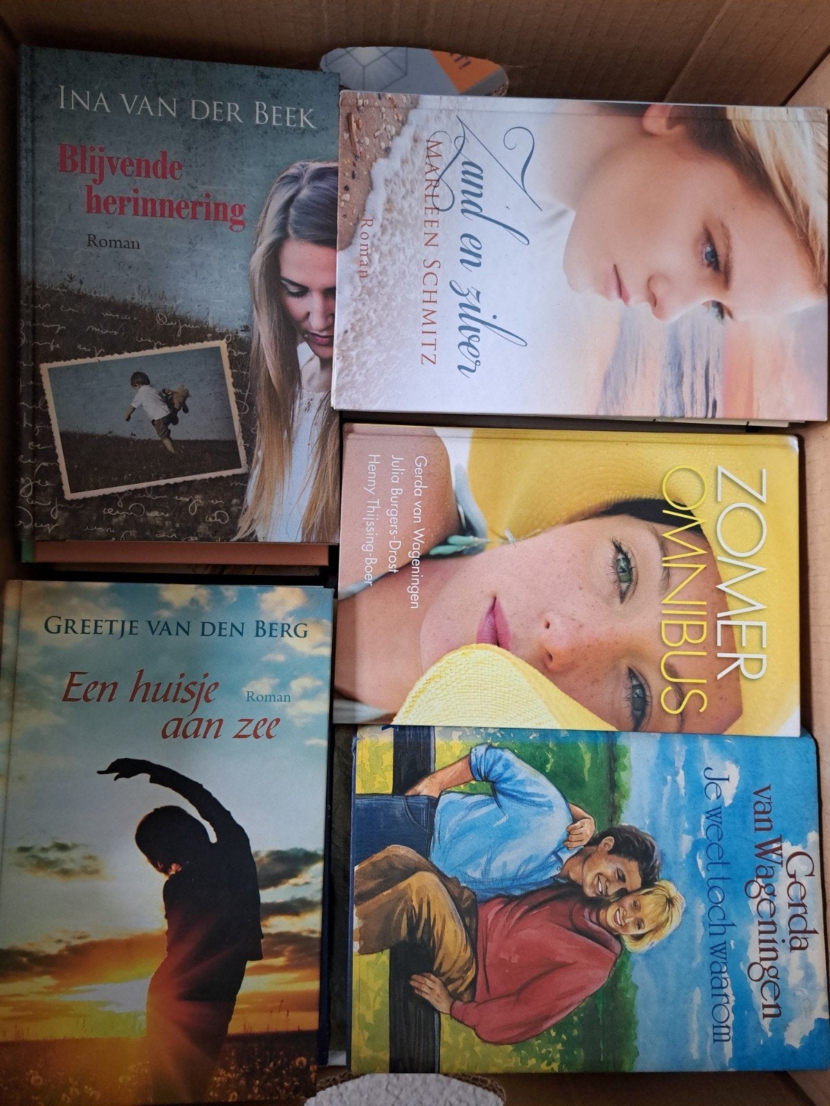 Partij streekromans - 40 titels/stuks, Ophalen of Verzenden, Gelezen