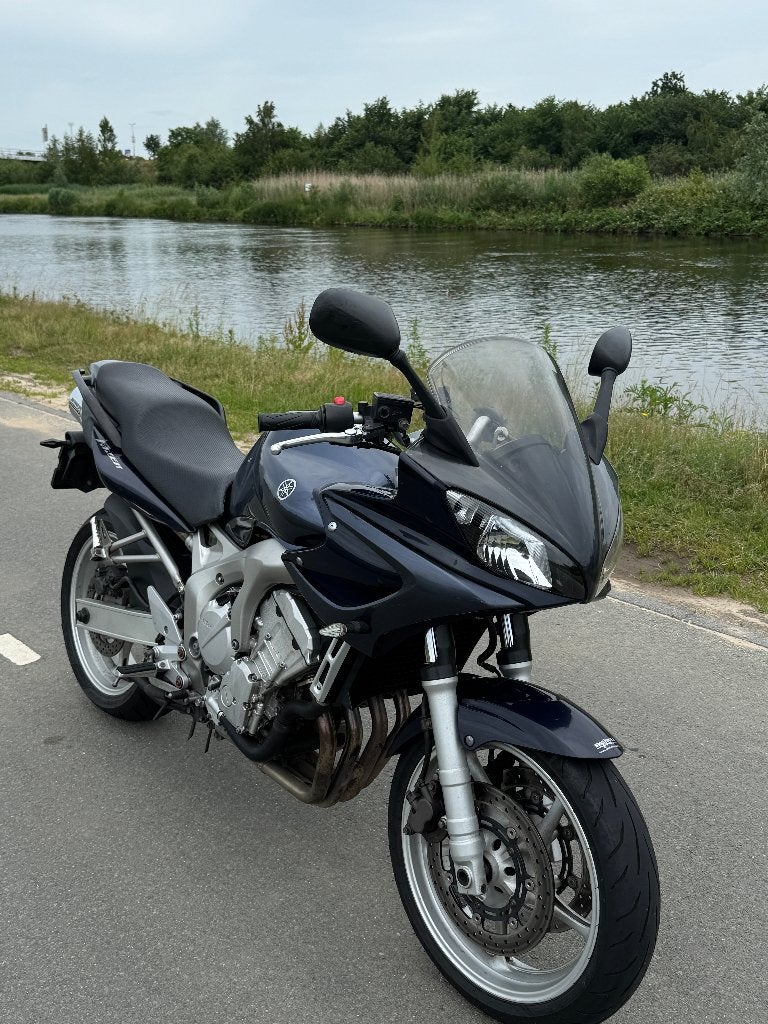Yamaha Fazer FZ6-2005, grote beurt + nieuwe banden + ketting, Motoren, Sportuitlaat, Occasion, 4 cilinders, Motorrijbewijs A