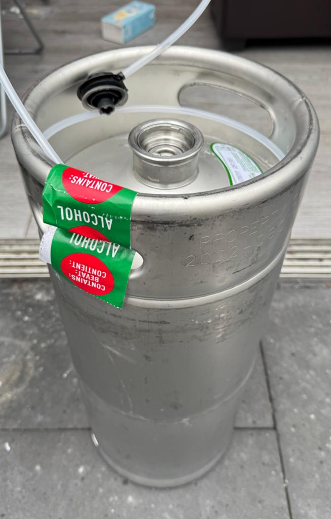 Heineken Bierfusten 20L + Tapslang/Koppeling, Witgoed en Apparatuur, Thuistaps, Zo goed als nieuw, Overige merken, Ophalen