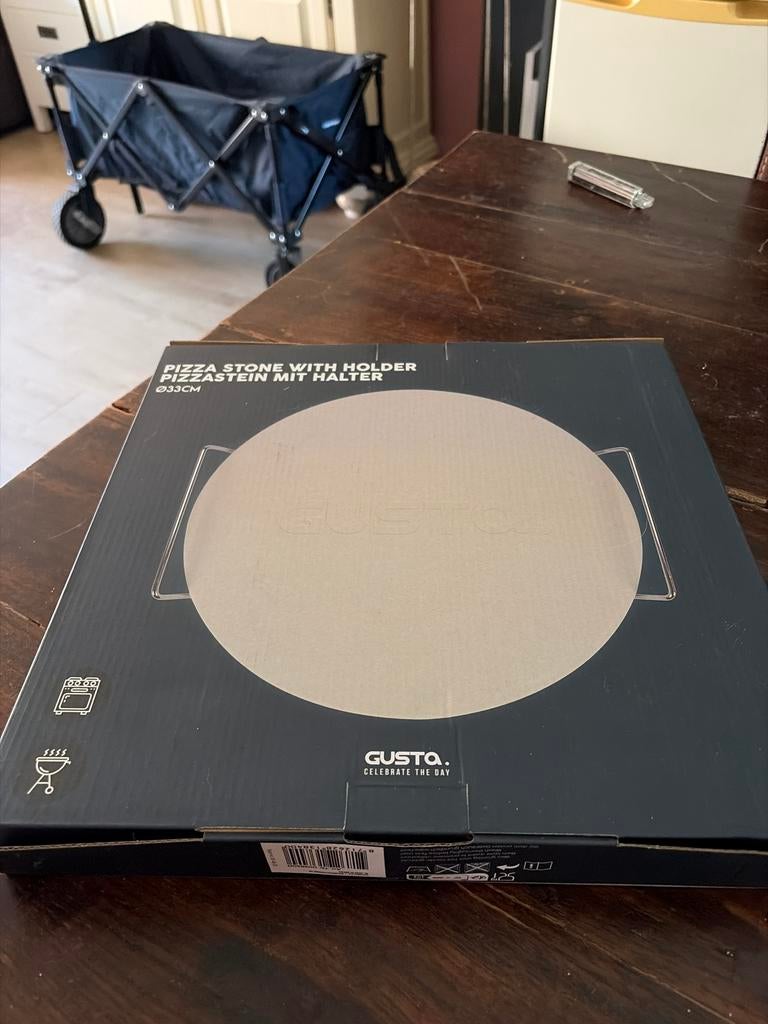 Gusta Pizzasteen met houder - Ø33cm, Ophalen, Zo goed als nieuw