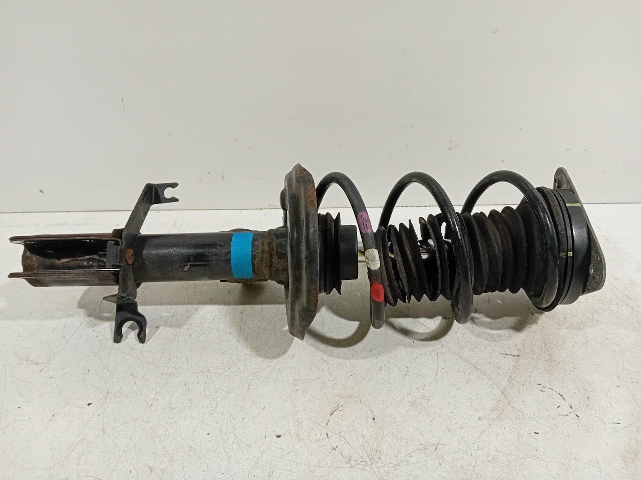 Veerpoot links voor Smart Forfour, Onderdelen@venauto.nl, Van der Ven Autorecycling B.V., Gebruikt, Ettenseweg 76, 4706 PB Roosendaal, The Netherlands
