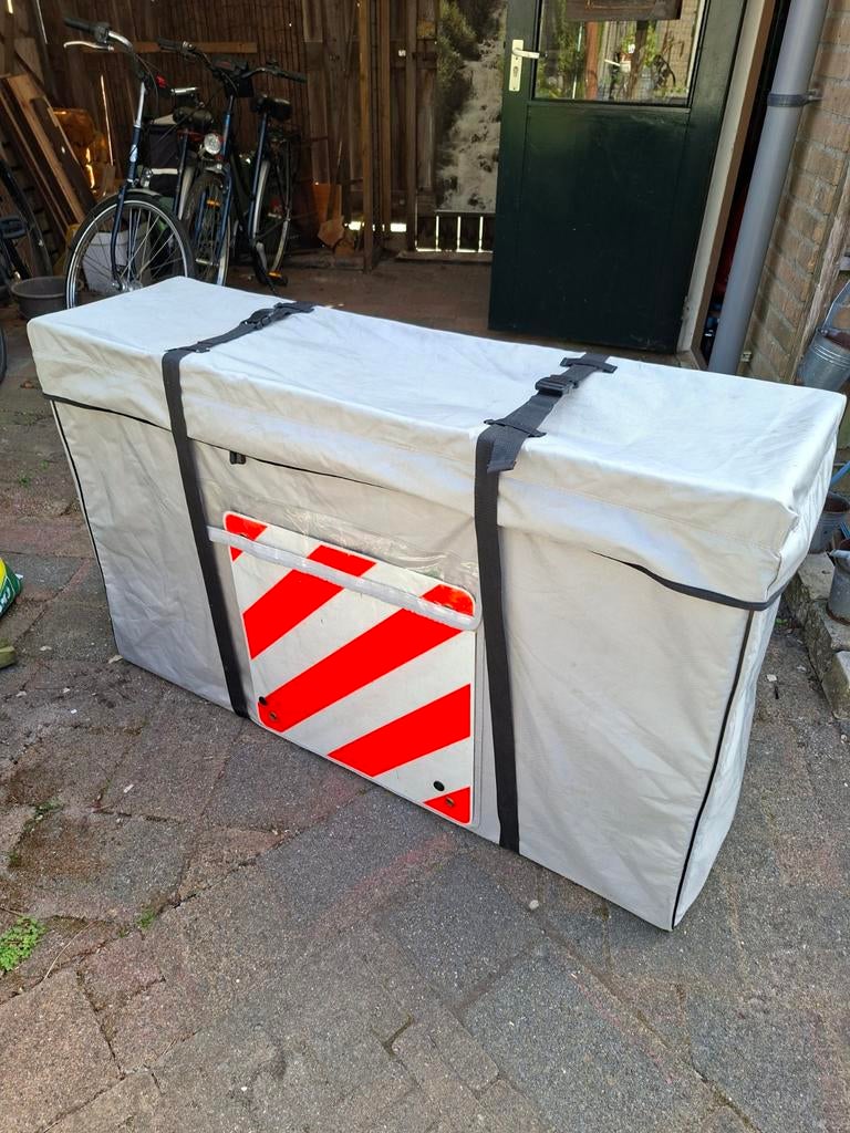 Bagagebox met fietsdrager, Ophalen, Gebruikt