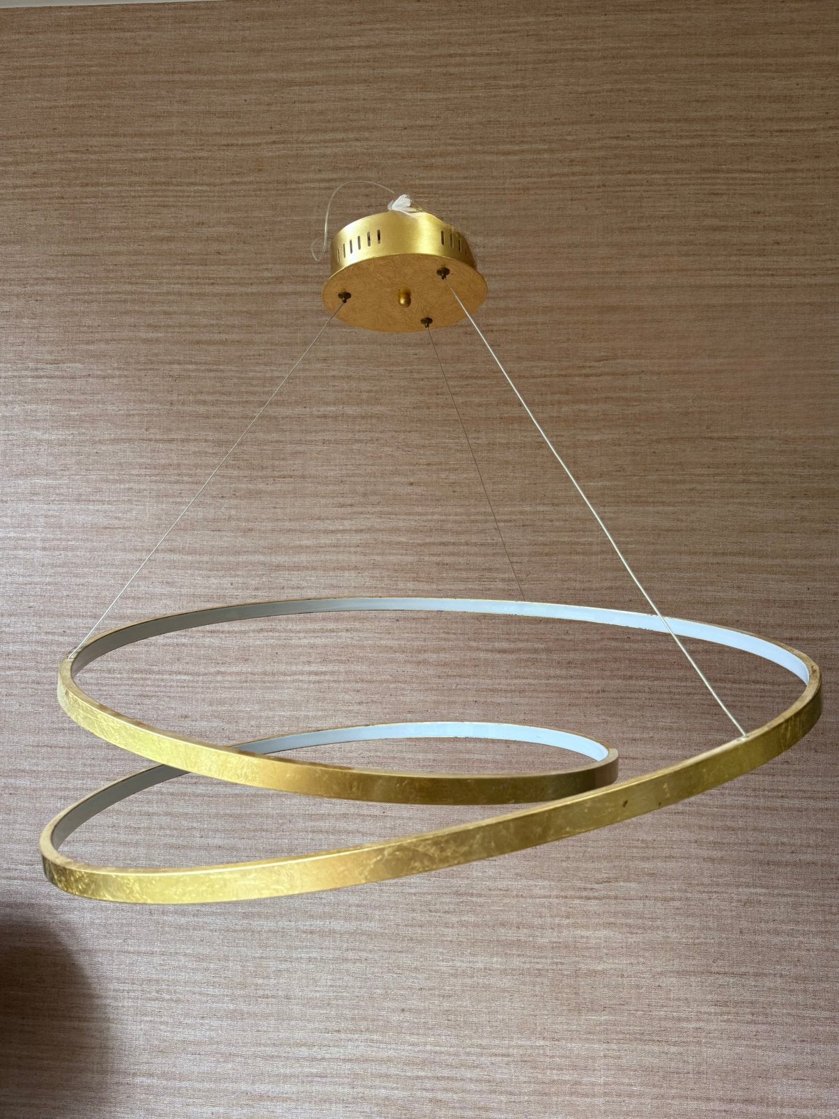 LED-hanglamp, goudkleurige gebogen lichtring, dimbaar, Ophalen of Verzenden, Zo goed als nieuw