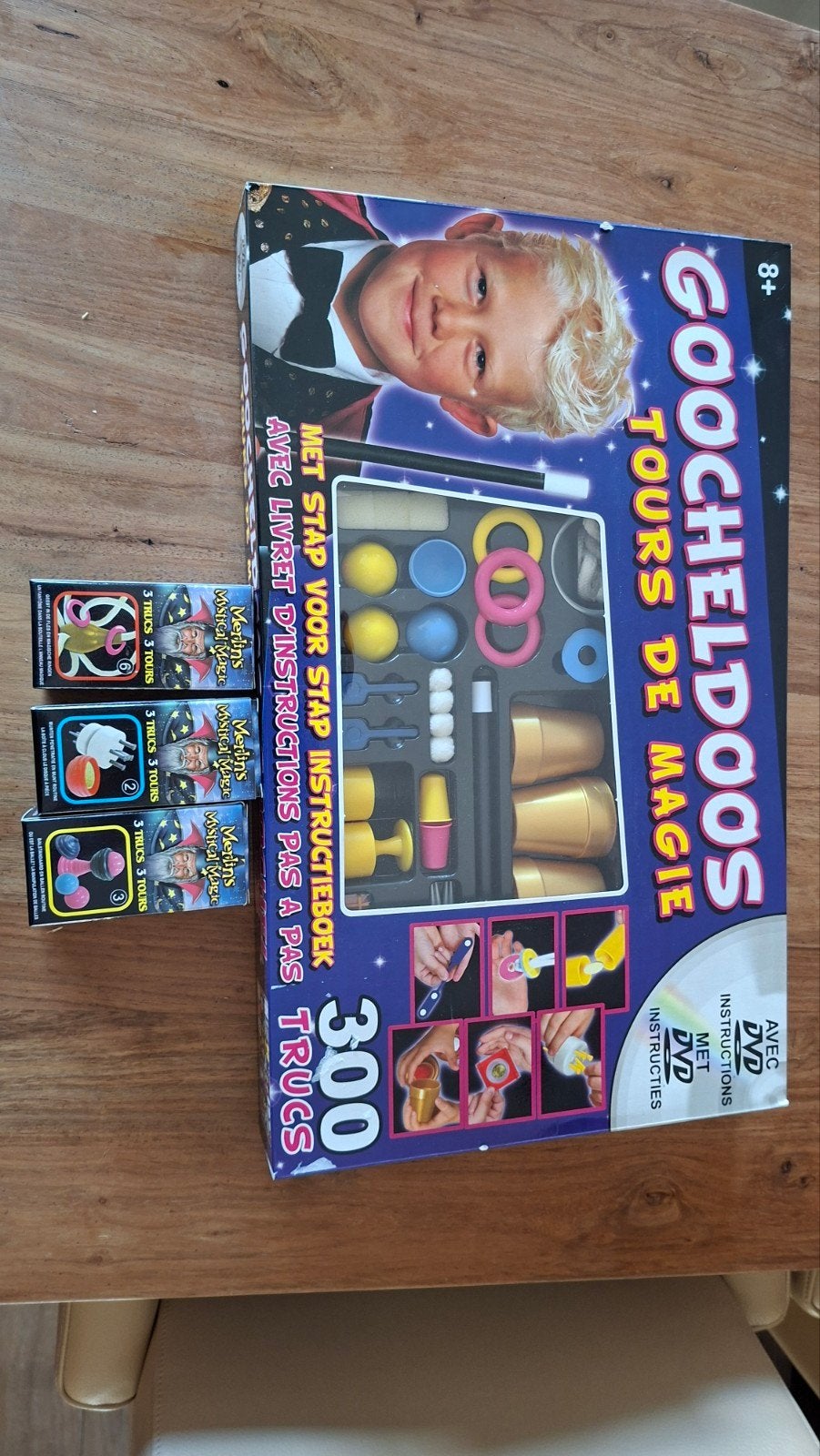 Goocheldoos met 3 extra trucs en DVD - Compleet pakket, Ophalen of Verzenden, Zo goed als nieuw, Jongen of Meisje