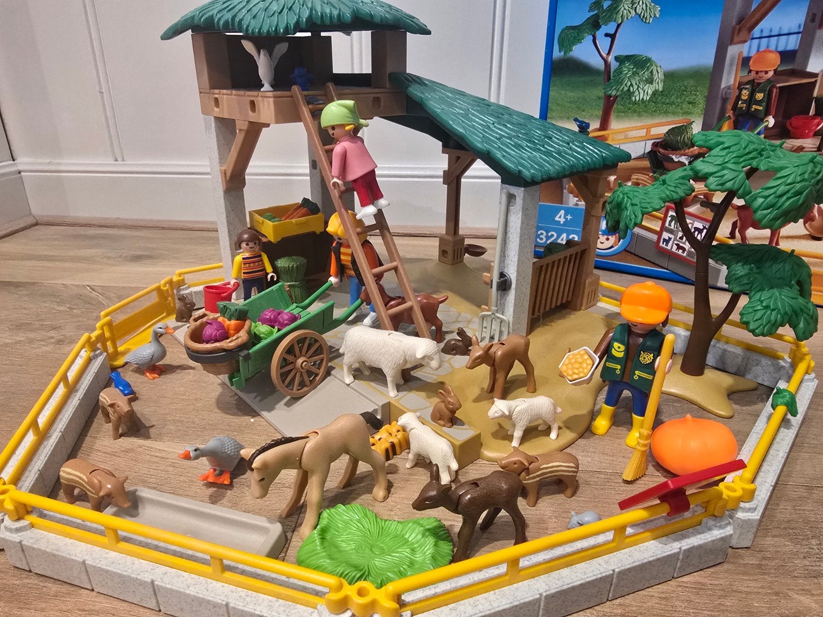 Playmobil 3243 Kinderboerderij – Compleet met doos, Kinderen en Baby's, Ophalen of Verzenden, Zo goed als nieuw