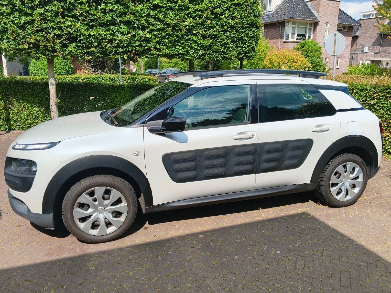 Citroën C4 Cactus 1.2 VTI 82 2016 Wit, Voorwielaandrijving, 31 €/maand, 1199 cc, Wit