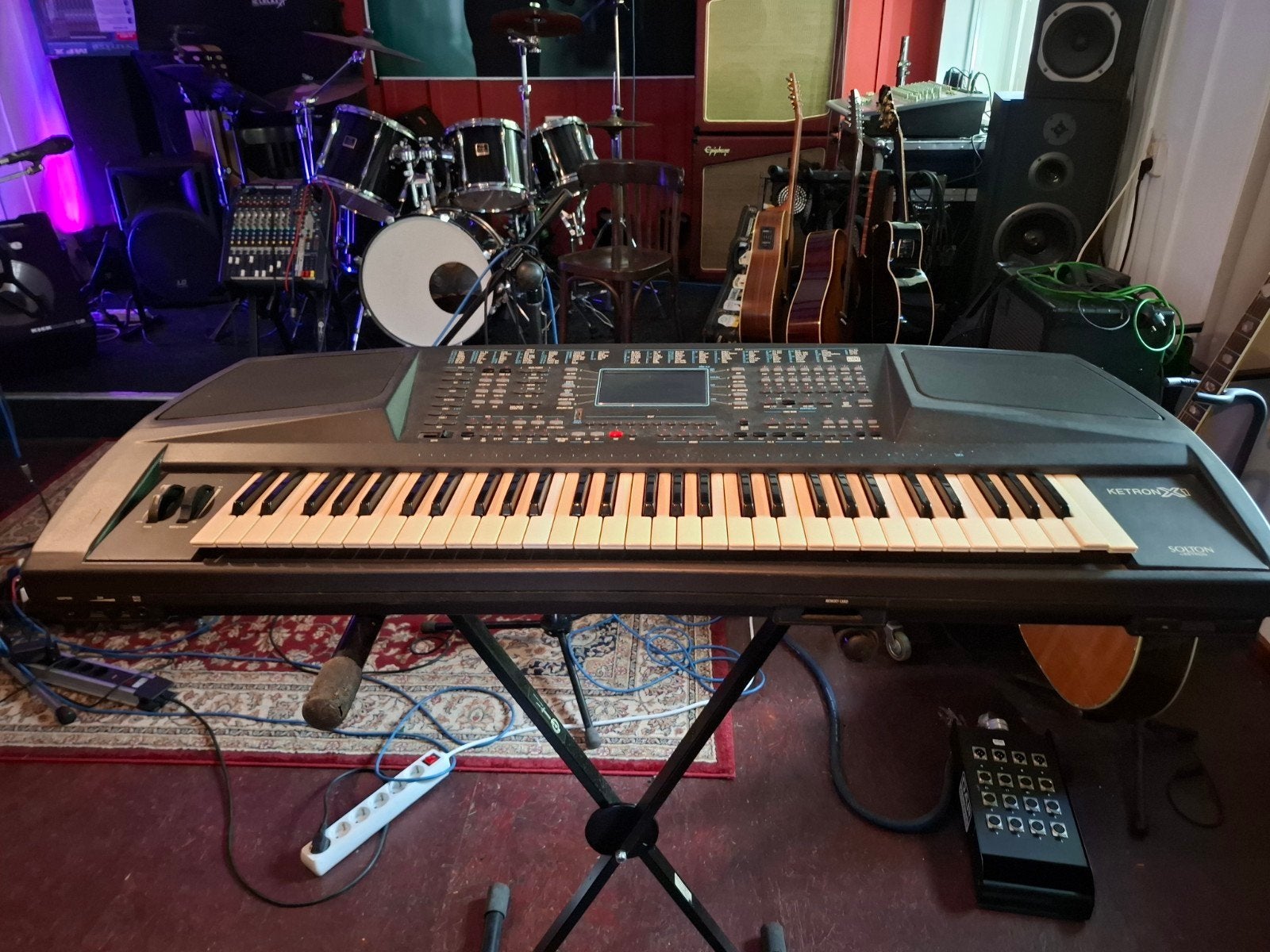 Solton KetronX1 keyboard, Met standaard, Ophalen, Overige merken, 61 toetsen