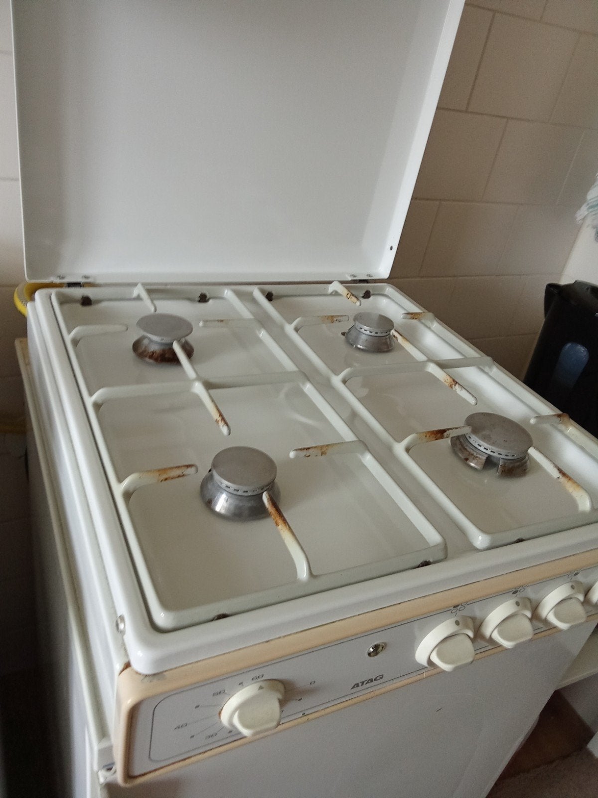Wit kleurig, Ophalen, Minder dan 85 cm, 4 kookzones, Zo goed als nieuw