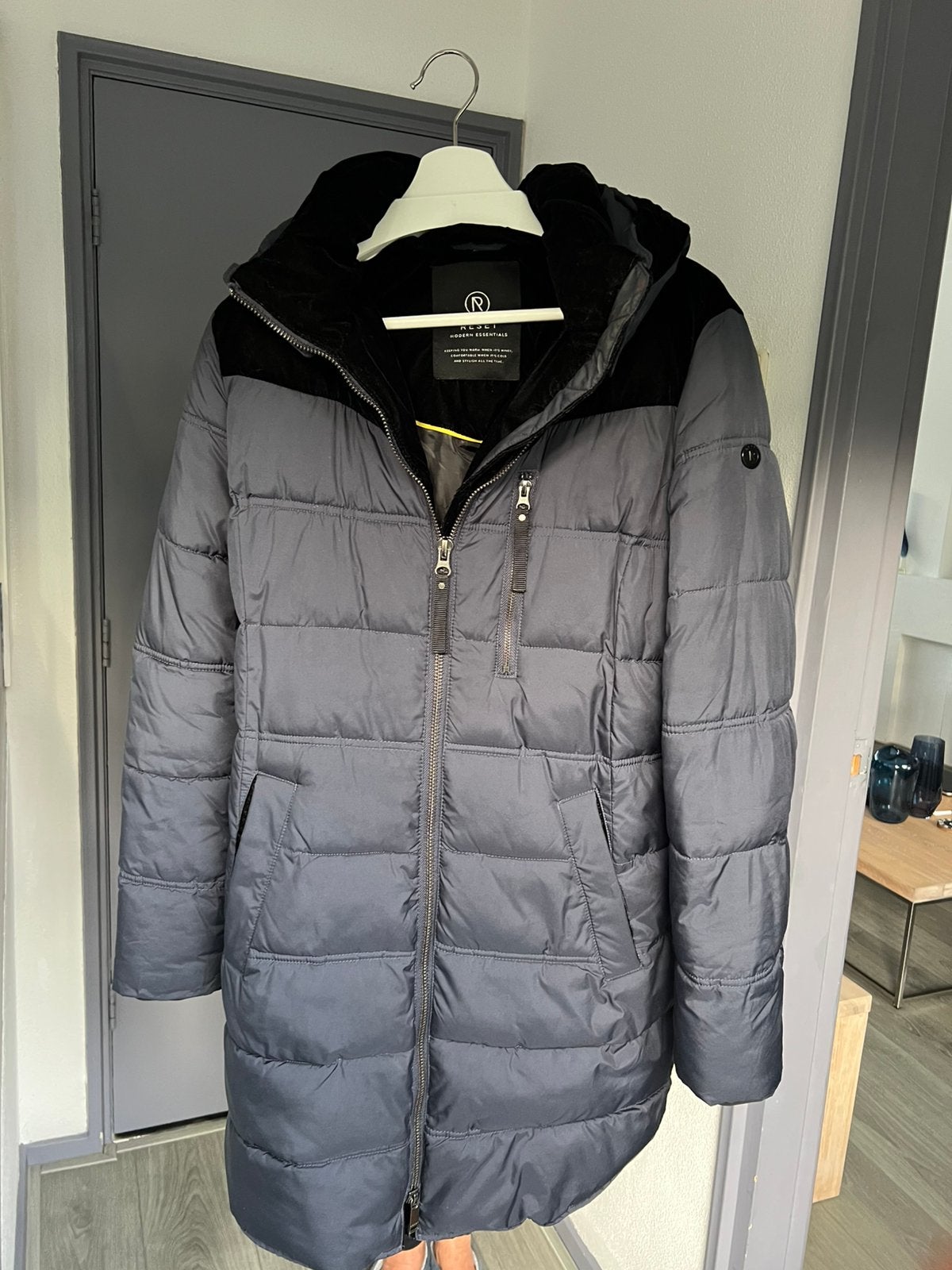 Reset winterjas donker blauw maat 40/42, Ophalen, Zo goed als nieuw, Maat 38/40 (M), Blauw