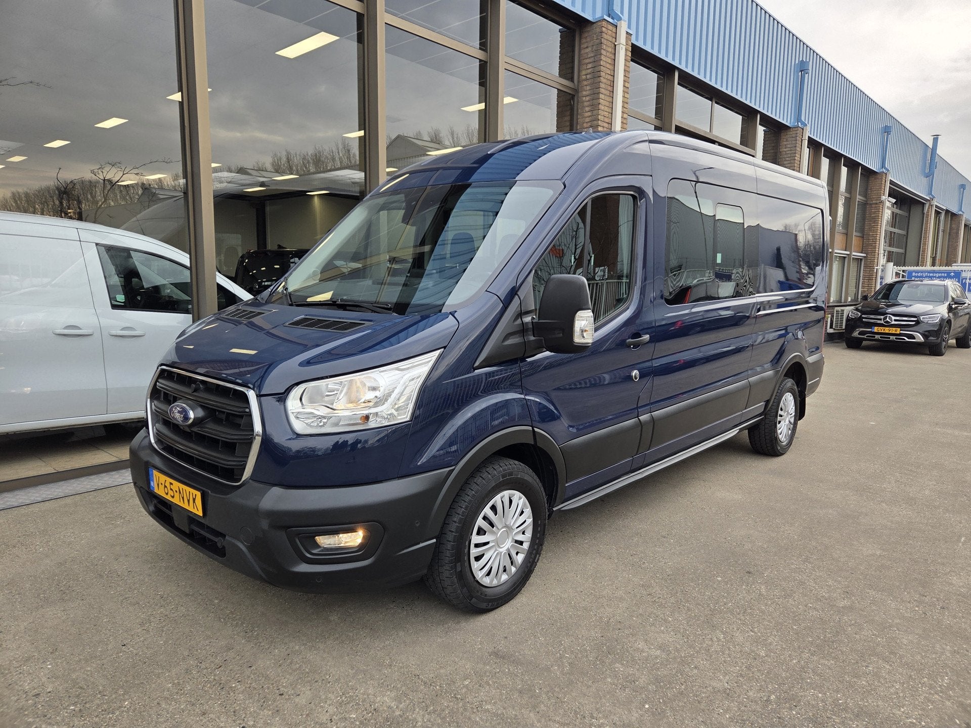 Ford Transit Dubbel Cabine 2.0 TDCI 170pK L3H2 DC 6 persoons, Auto's, Stof, 4 cilinders, Blauw, 2353 kg