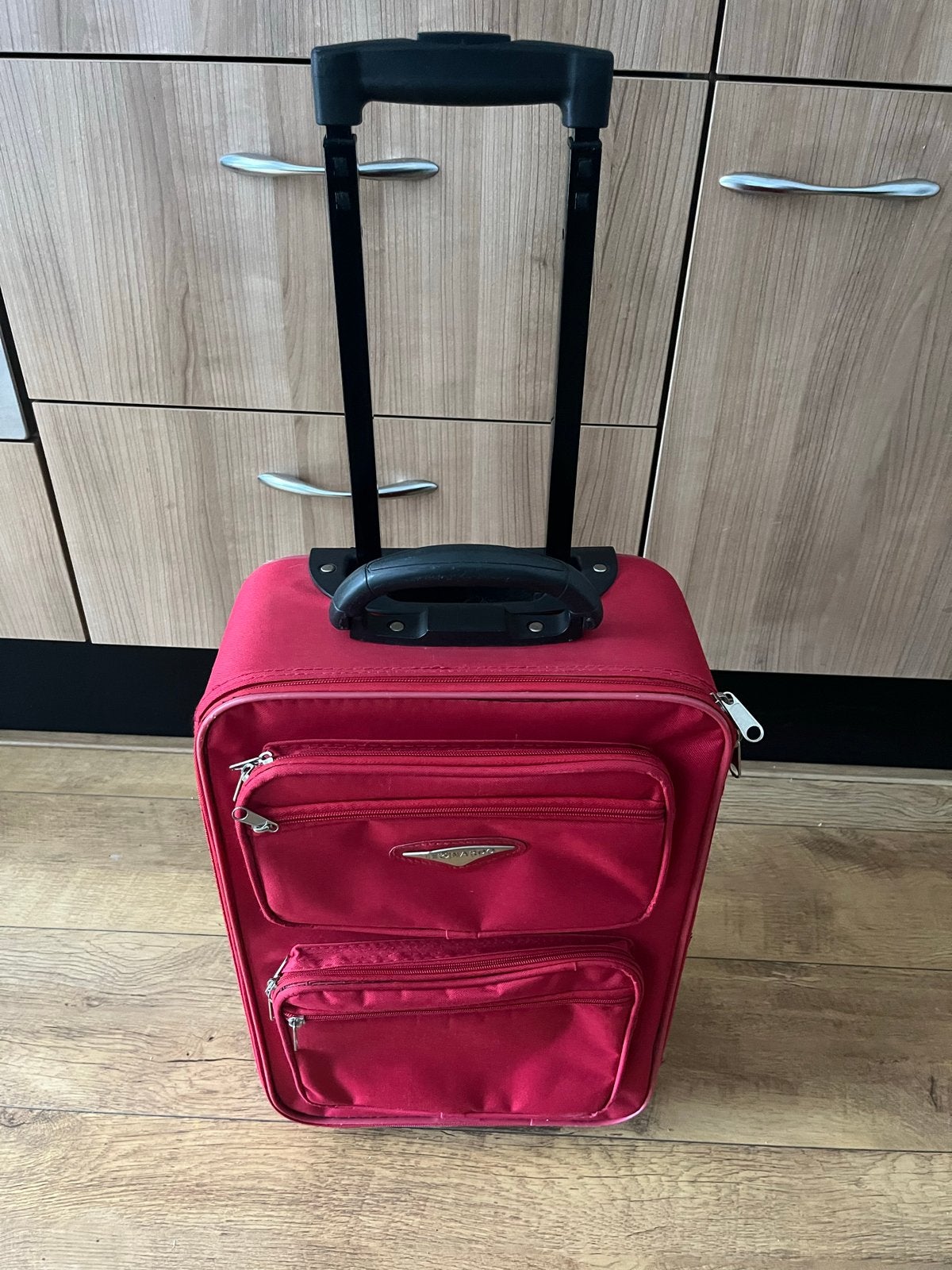 Rode Leonardo reiskoffer met wieltjes, Overige materialen, Gebruikt, 50 tot 60 cm, Ophalen of Verzenden