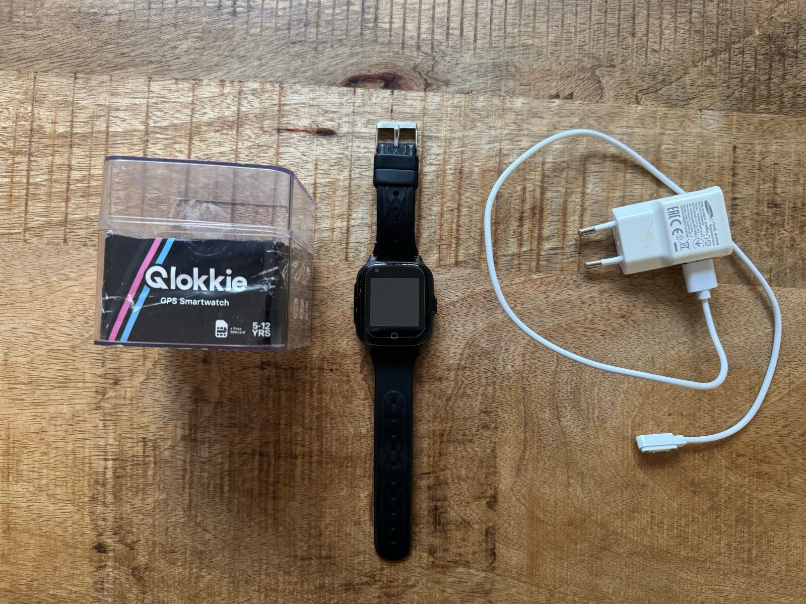 Qlokkie QL 15 Kids Smartwatch horloge met GPS en Videobellen, Sieraden, Tassen en Uiterlijk, Smartwatches, Gebruikt, Zwart, Ophalen of Verzenden
