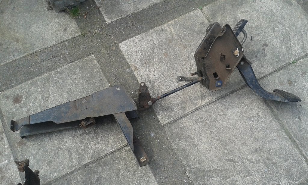 Ford Escort Mk2 automaat pedaalbox en 3x rem-servosteun LHD, Auto-onderdelen, Remmen en Aandrijving, Ophalen of Verzenden, Gebruikt