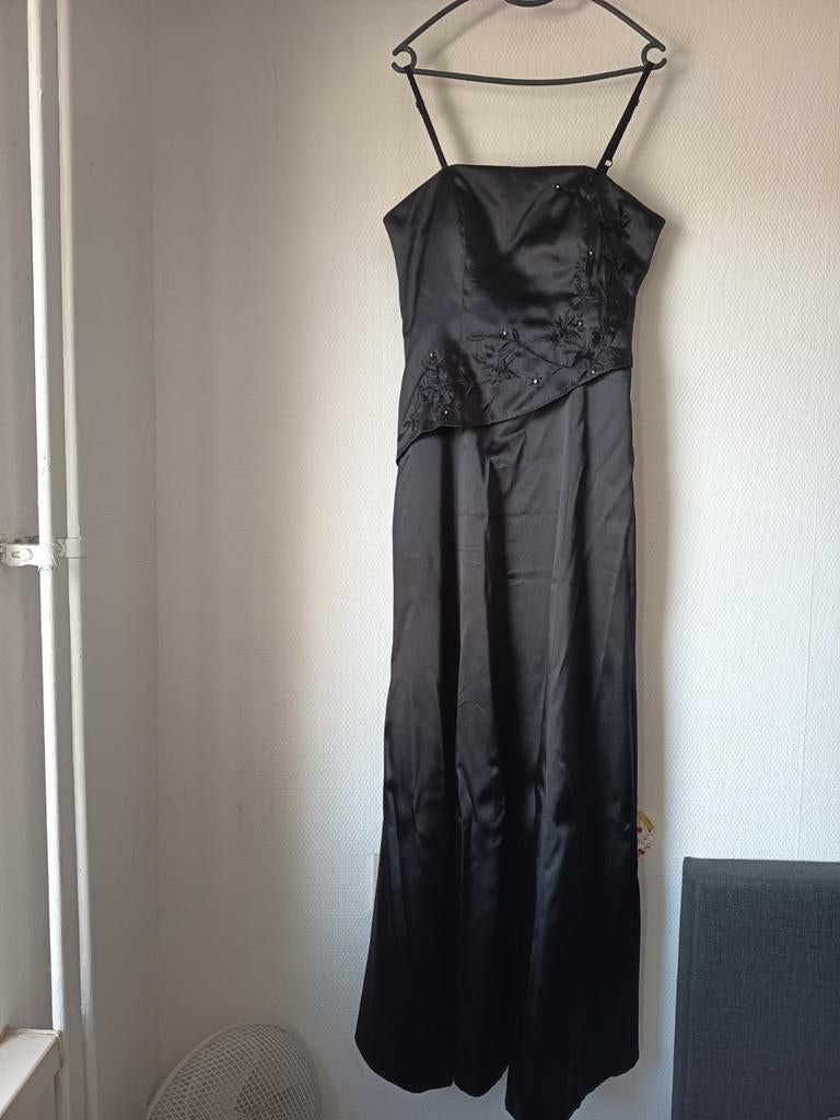 Mooie zwarte gala jurk met stola, Galajurk, Zwart, Ophalen of Verzenden, Zo goed als nieuw