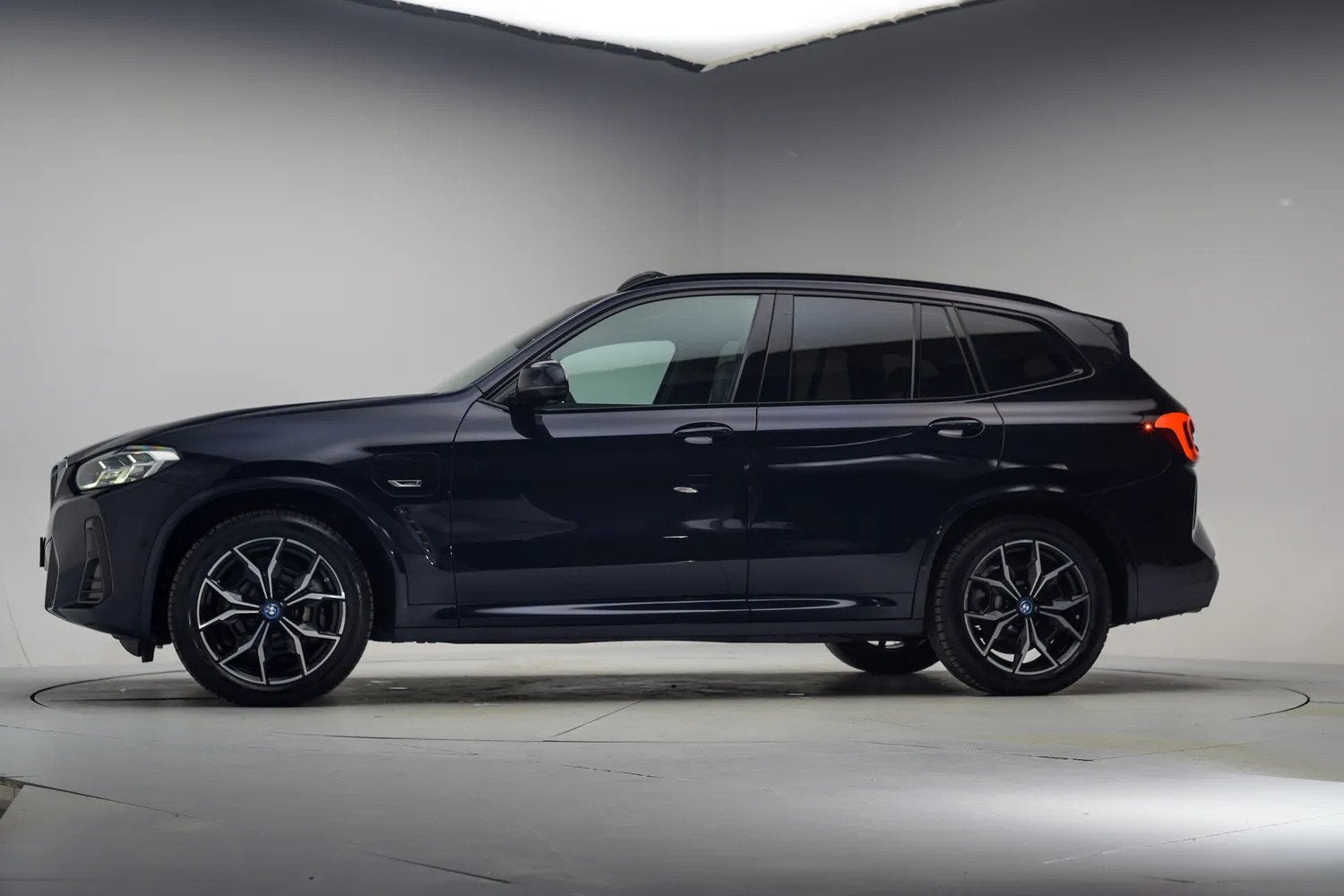 BMW X3 xDrive 30e M-Sport High Executive Aut. [ Panoramadak, 1998 cc, Gebruikt, Automatische klimaatregeling, 2000 kg