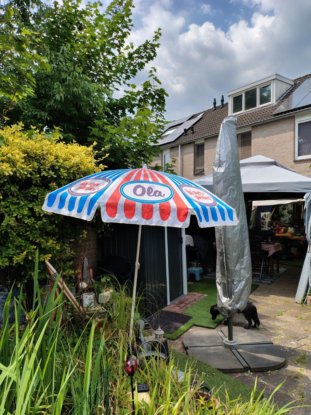 Vintage Ola knik parasol ('60/'70), Tuin en Terras, Parasols, Ophalen, Kantelbaar, Zo goed als nieuw, 1 tot 2 meter