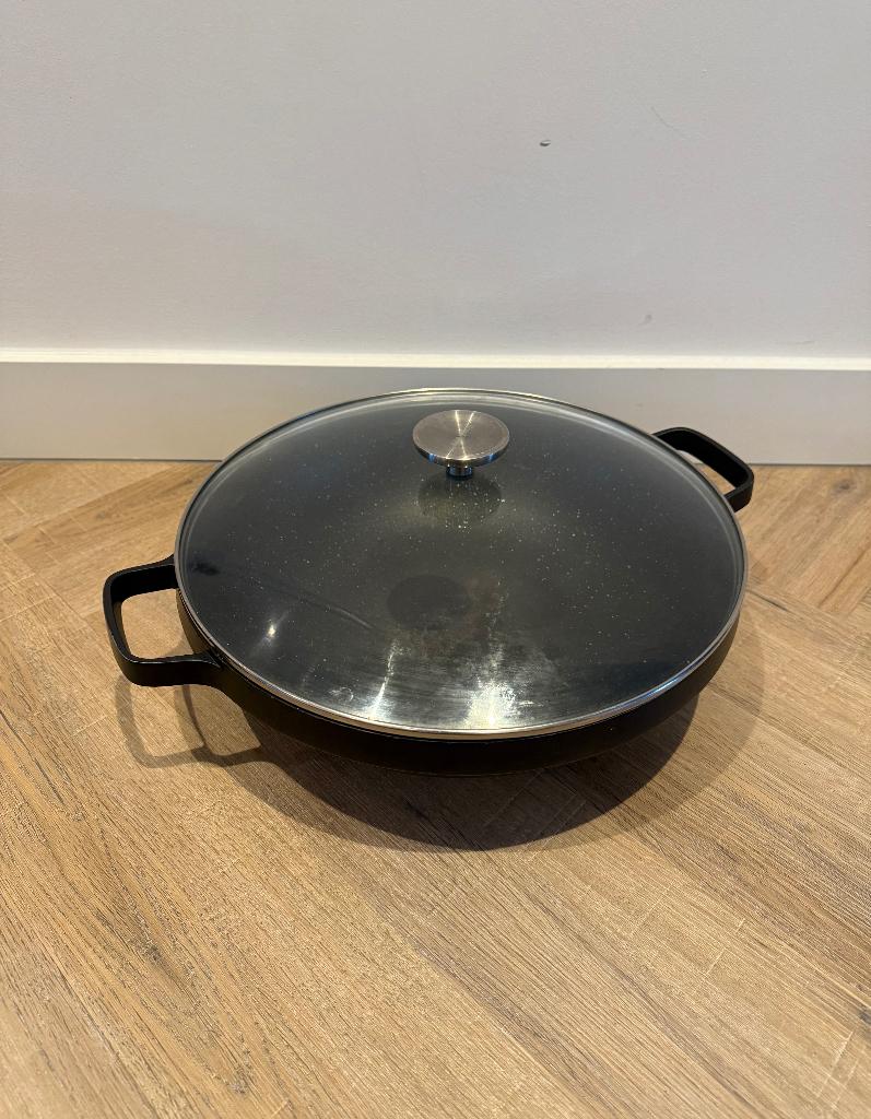 Gebruikt zwart BergHoff GEM Chinese wok pan 32cm glazen deks, Ophalen of Verzenden, Gebruikt, Aluminium, Wok