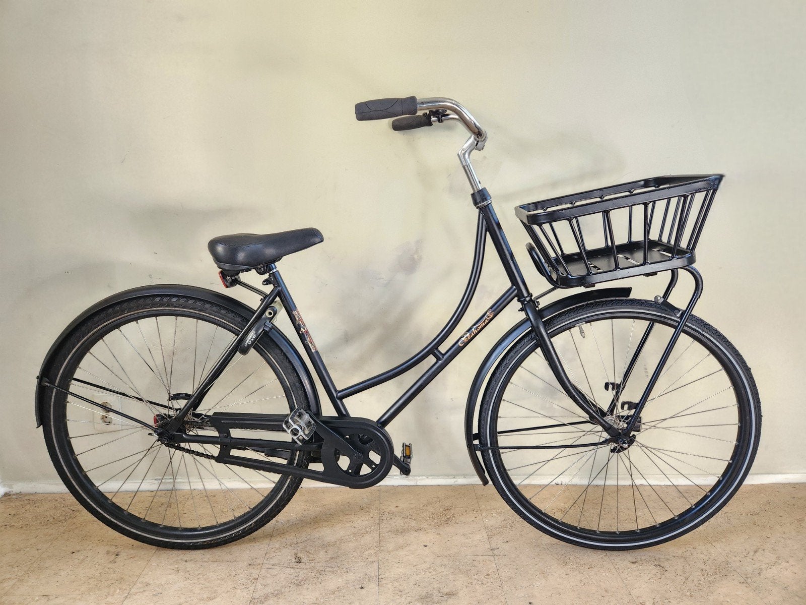Azor bike oklahoma 28inch damesfiets cargobike Omafiets fra, 53 tot 56 cm, Ophalen of Verzenden, Gebruikt, Terugtraprem