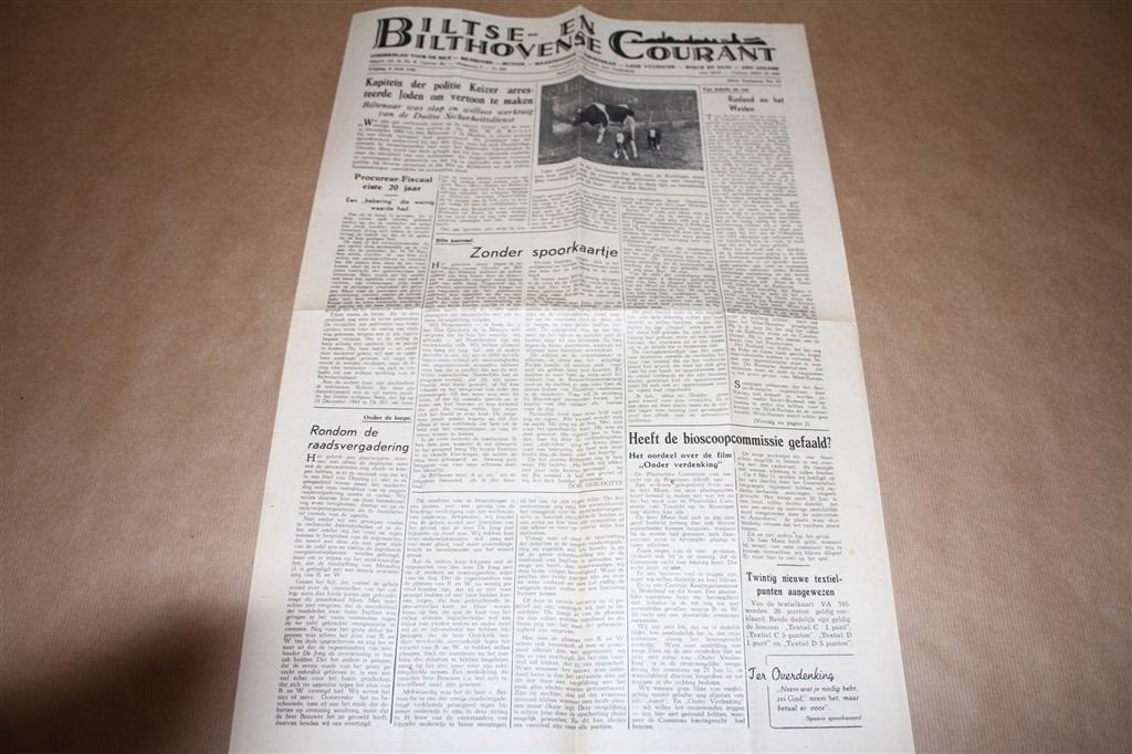 Biltse- en Bilthovense courant. Vrijdag 4 juli 1947., Boeken, Ophalen of Verzenden, Gelezen, Muziek, Film of Tv