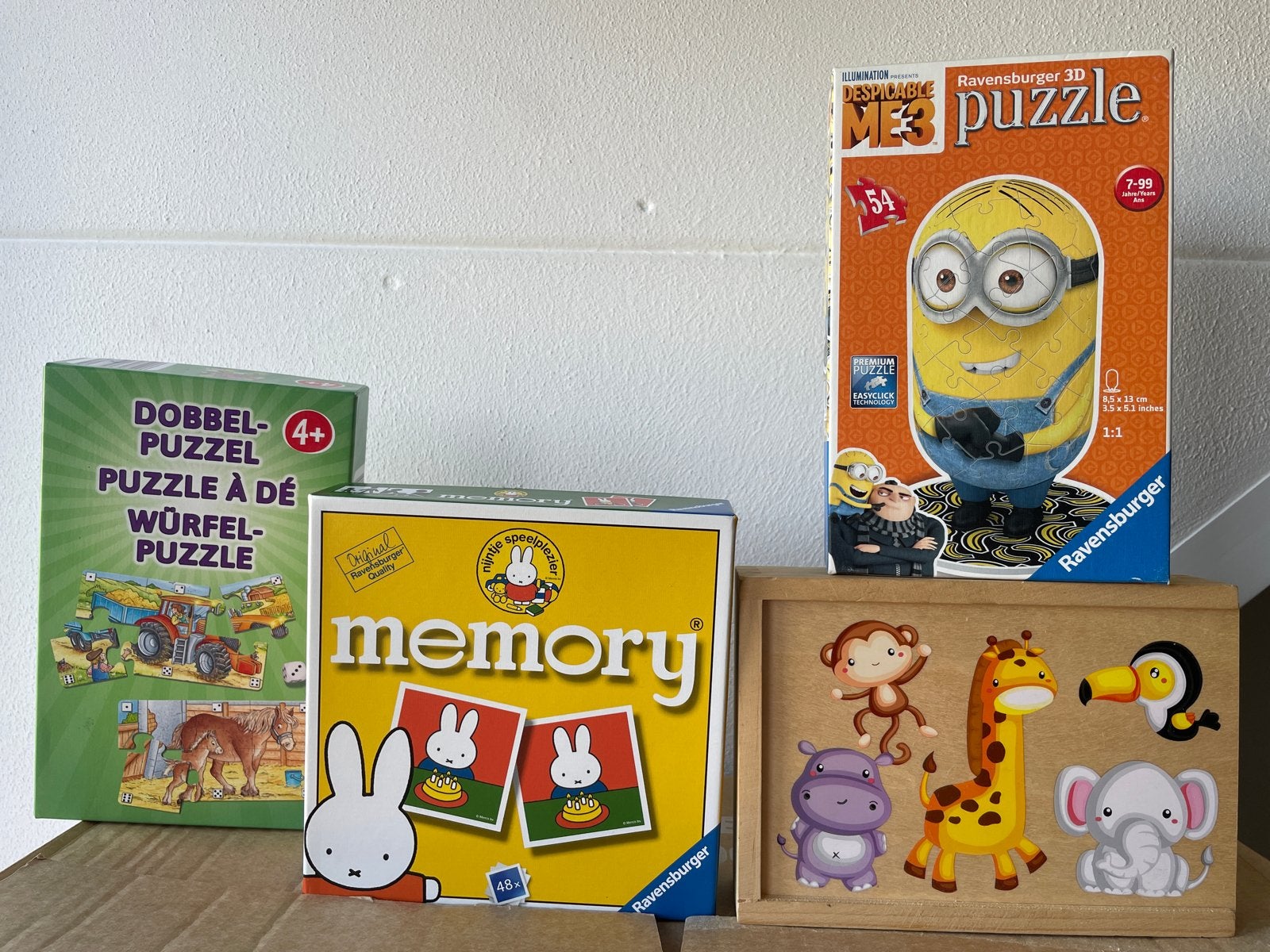 Diverse spelletjes en puzzels:o.a Minion 3D, Nijntje Memory,, Kinderen en Baby's, 2 tot 4 jaar, Gebruikt, Van hout, Meer dan 50 stukjes