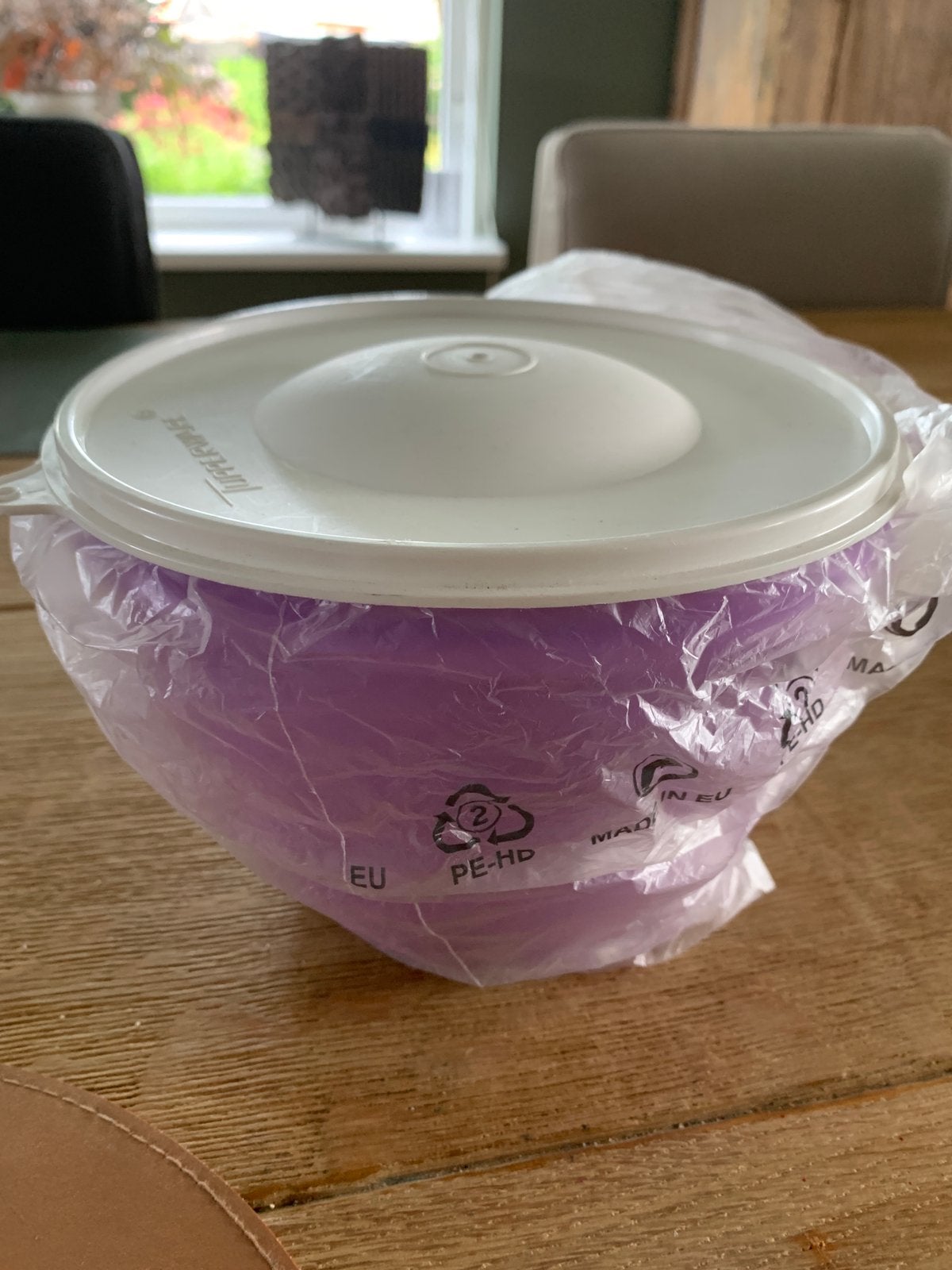 Versdoos Tupperware voor sla bijvoorbeeld, Tupperware, Verzenden, Paars, Nieuw