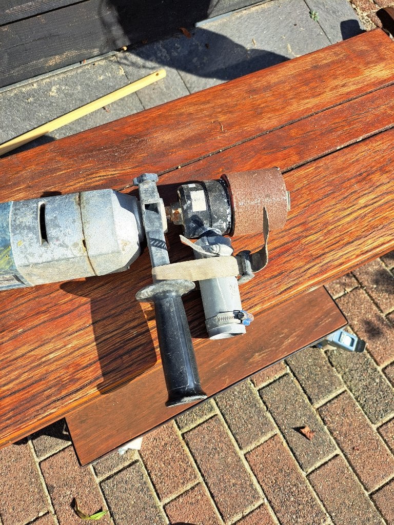 Bosch Boorhamer met dozenboor met afzuiging