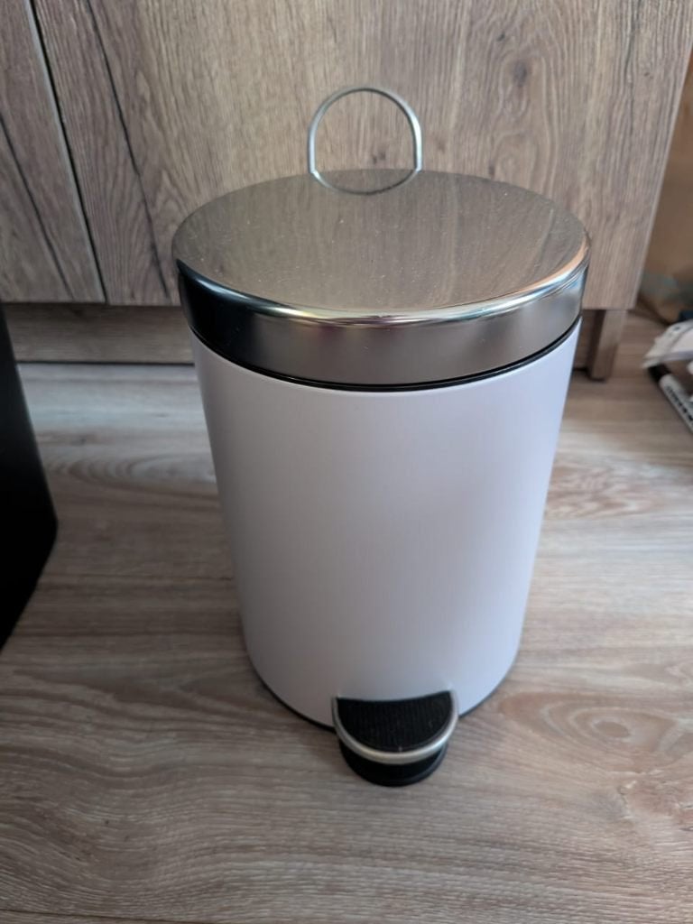 Bin, 40 liter of meer, Ophalen, Zo goed als nieuw