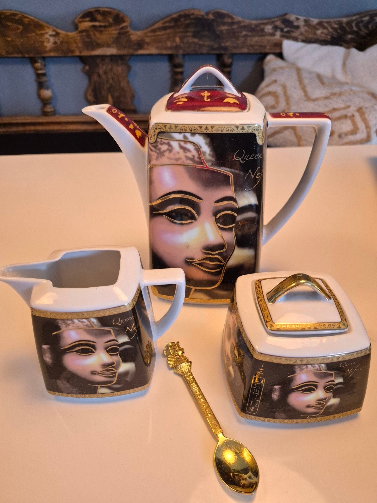 Fathi Mahmoud Limoges Nefertiti Koffie/Theeservies, Ophalen