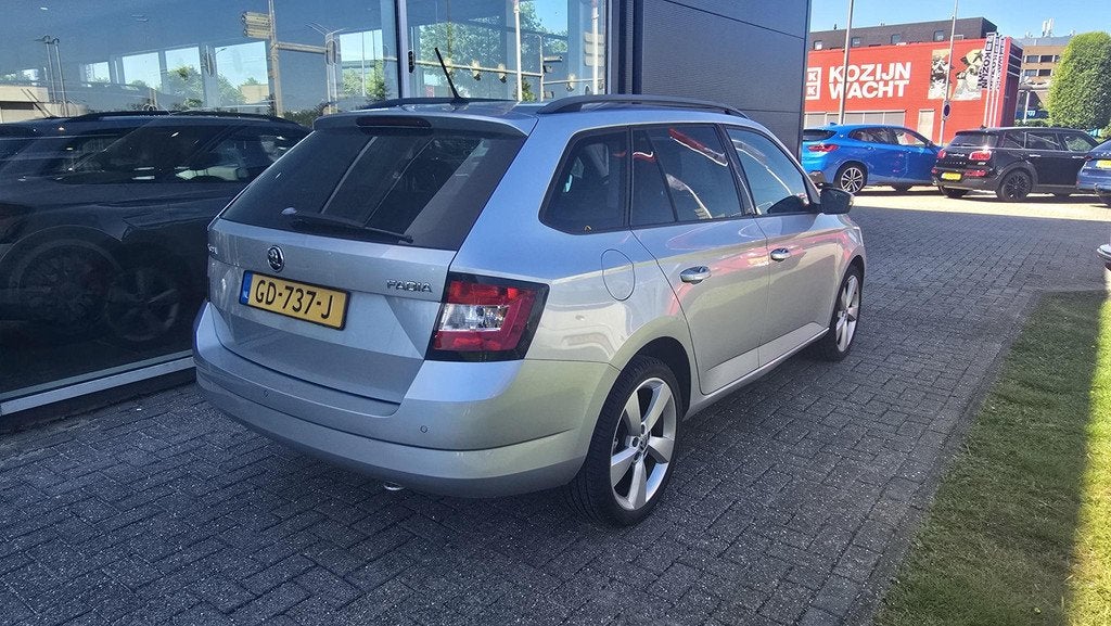 Skoda Fabia Combi 1.2 TSI First Edition Style |NAP|1e eigena, Auto's, Skoda, Stof, Automatische klimaatregeling, Origineel Nederlands