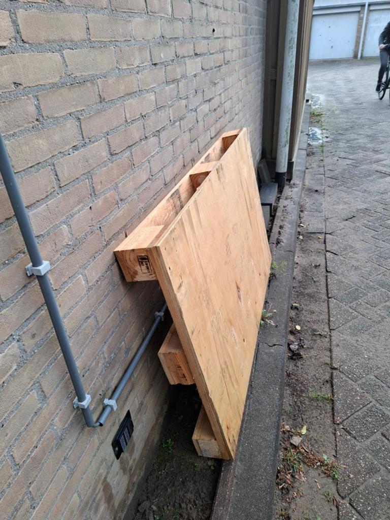 GRATIS PALLET, Ophalen, 50 mm of meer, Pallet, Minder dan 200 cm