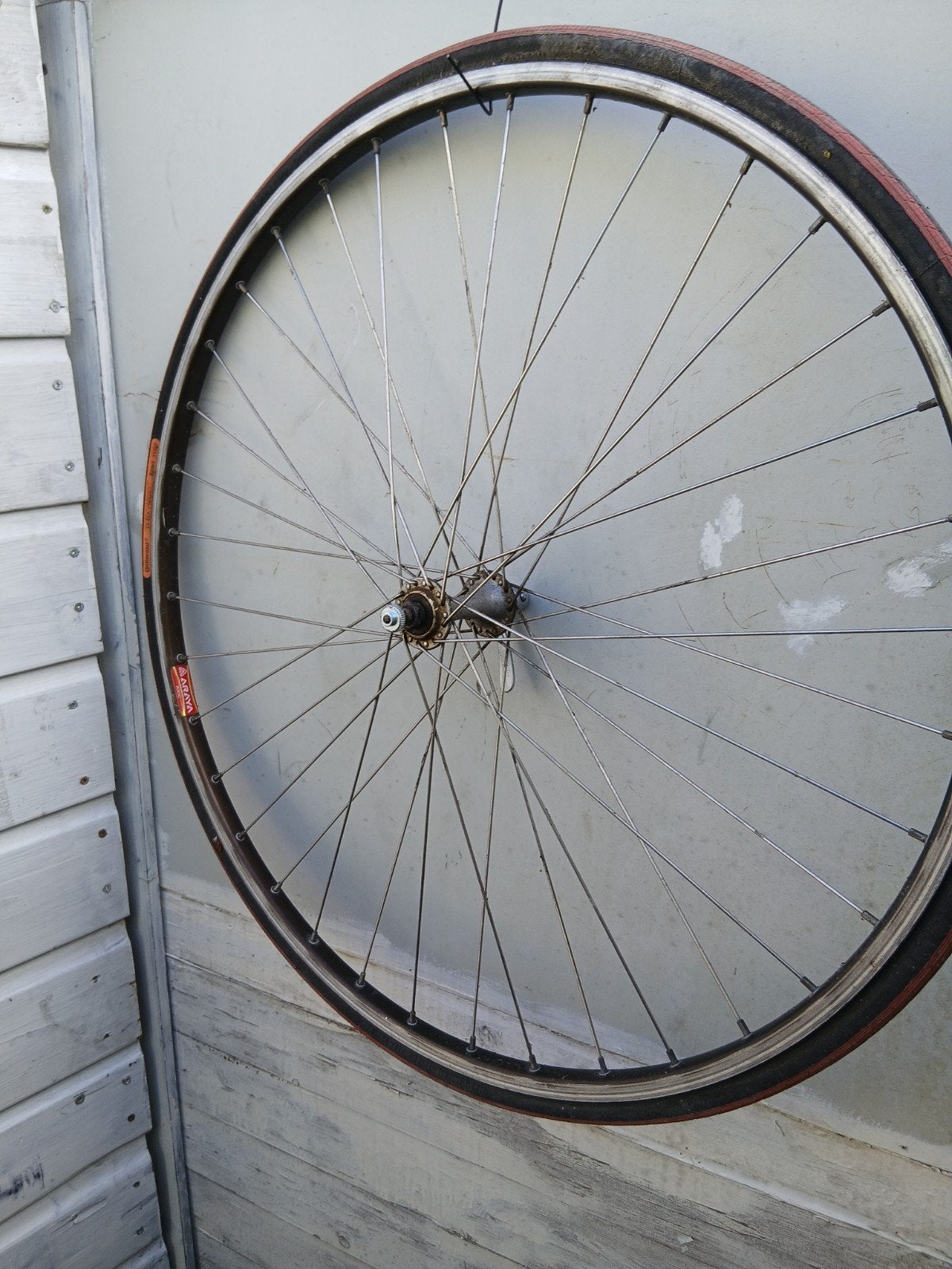 Racefiets wiel met gebruikte Continental band, Gebruikt, Araya, Racefiets, Ophalen