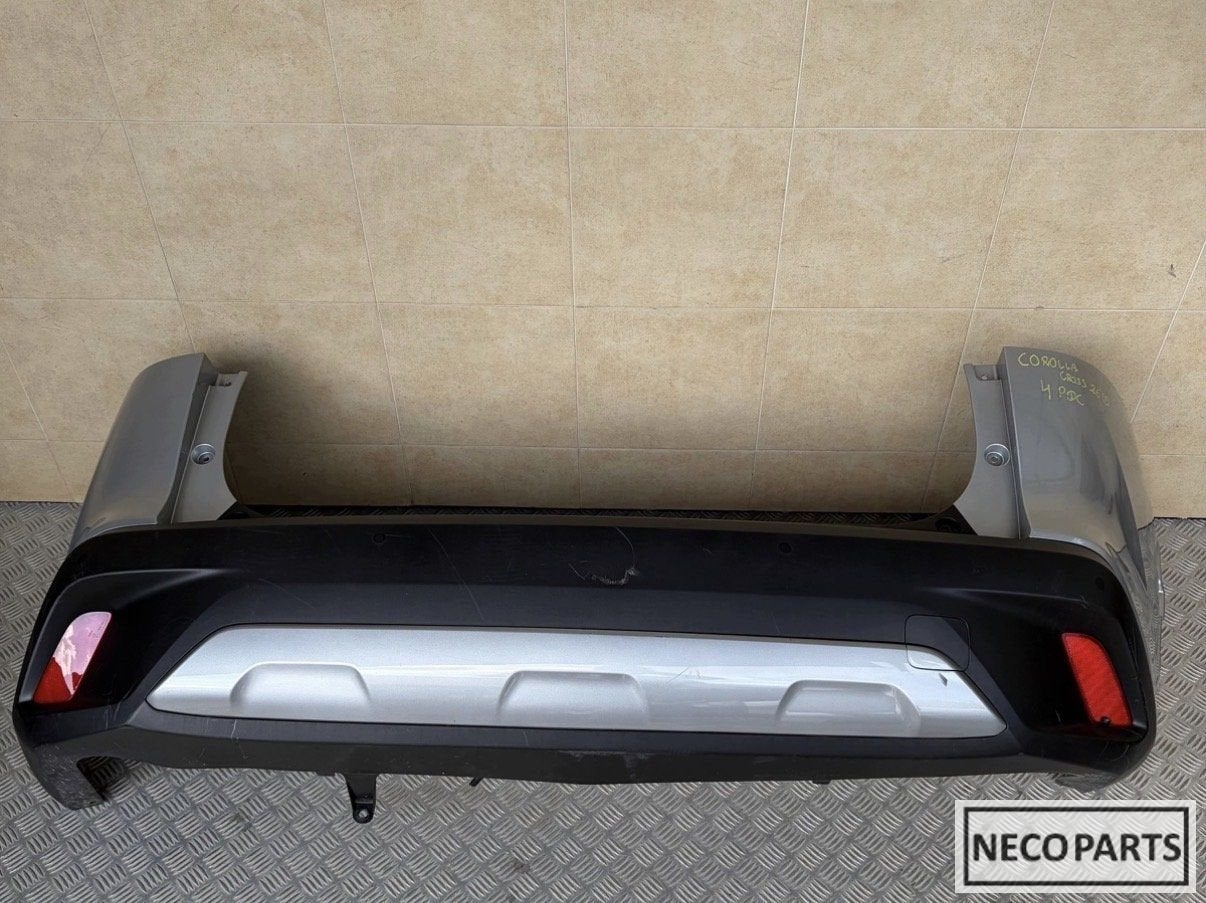 TOYOTA COROLLA CROSS ACHTERBUMPER ORIGINEEL  ALLES LEVERBAAR, Gebruikt, -, Ophalen of Verzenden, Toyota