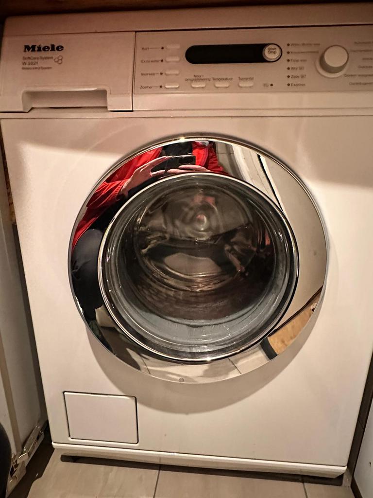 Miele SoftCare W 3821 – Onverwoestbare Kwaliteit &, Ophalen, 6 tot 8 kg, Minder dan 85 cm, 1600 toeren of meer