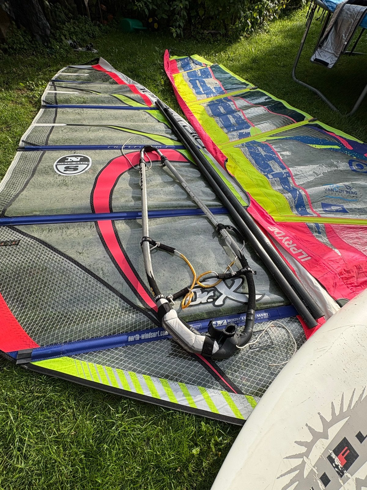 Oldschool, retro surfset. De mistral naish 8,2”, Met zeil(en), Mistral, Gebruikt, 3.5 tot 5 m²