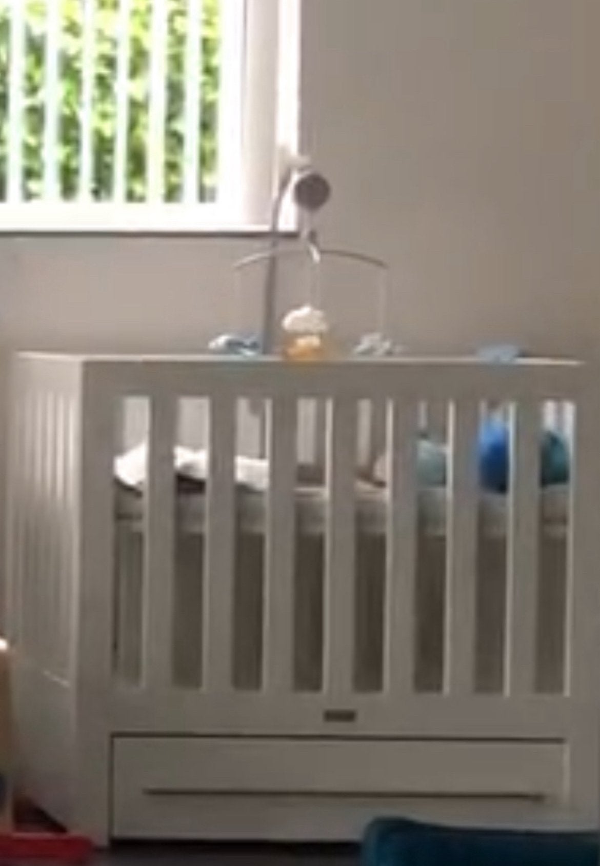 Massief houten bopita box, Kinderen en Baby's, Boxen, Ophalen of Verzenden, Gebruikt, Rechthoekig, In hoogte verstelbaar