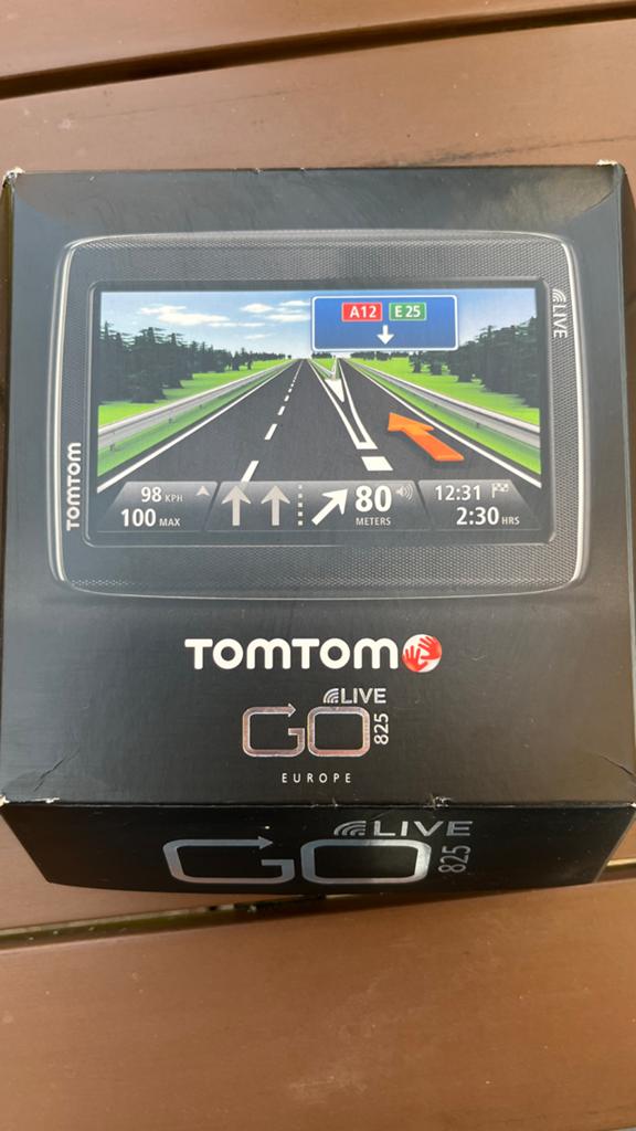 TomTom GO LIVE 825 Navigatiesysteem, Auto diversen, Ophalen, Gebruikt