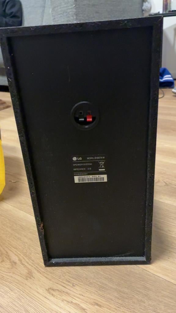 LG Subwoofer SH95TA-W - Krachtige bas voor uw audio, Ophalen of Verzenden, Gebruikt, Subwoofer, Overige merken