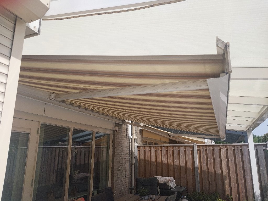 Elektrisch knikarmscherm 5mx3m, Ophalen, Gebruikt, 450 cm of meer, Elektrisch