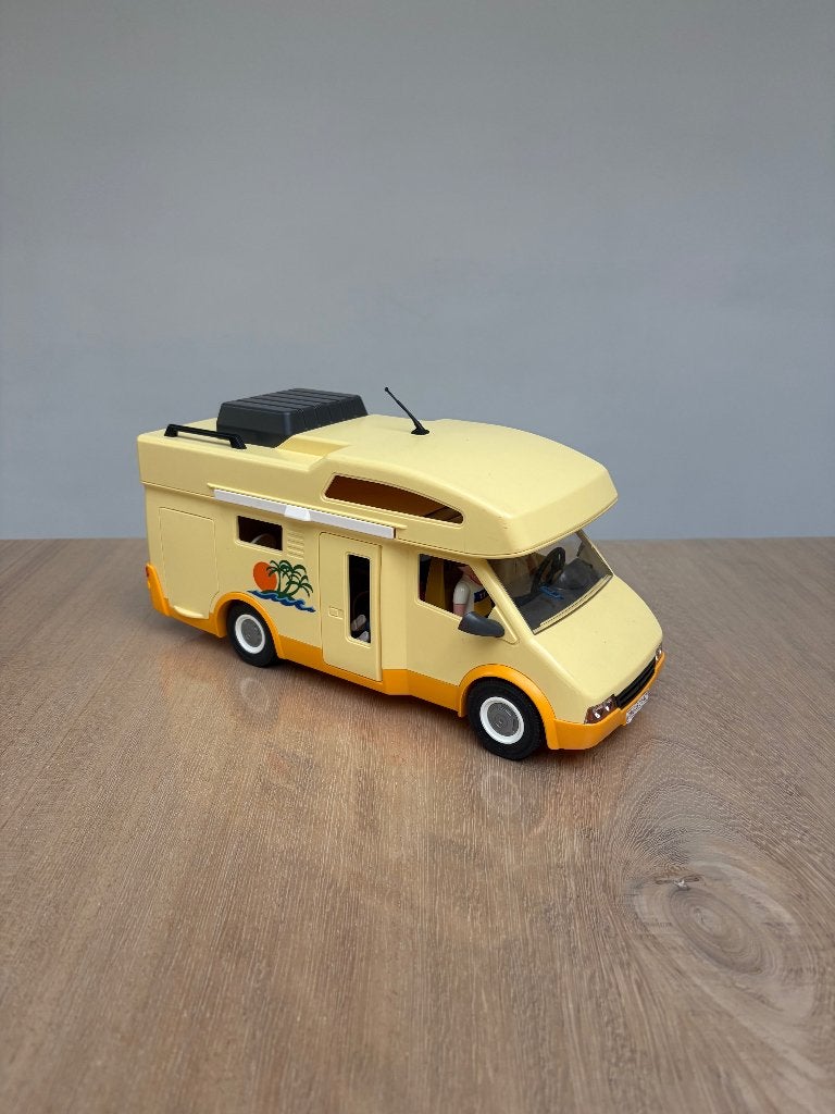 Foto 3 van PLAYMOBIL 3647 – Kampeerwagen