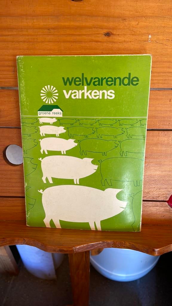 Boeken over het varken, Ophalen of Verzenden, Zo goed als nieuw, Vee