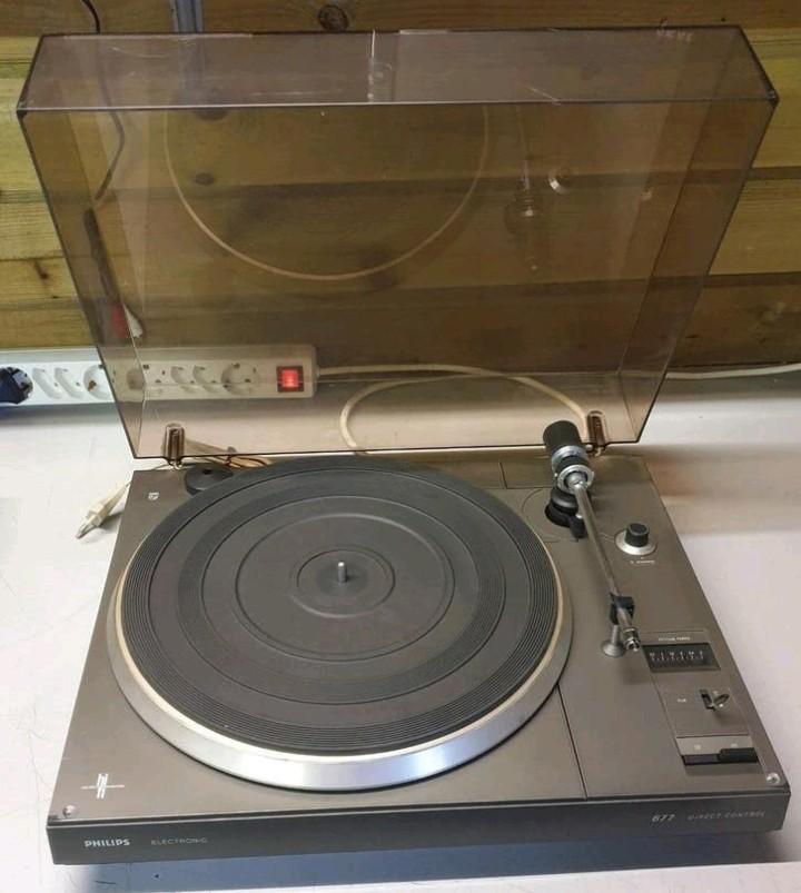 Philips platenspeler 22af677 zonder cartridge in nette staat, Ophalen of Verzenden, Philips