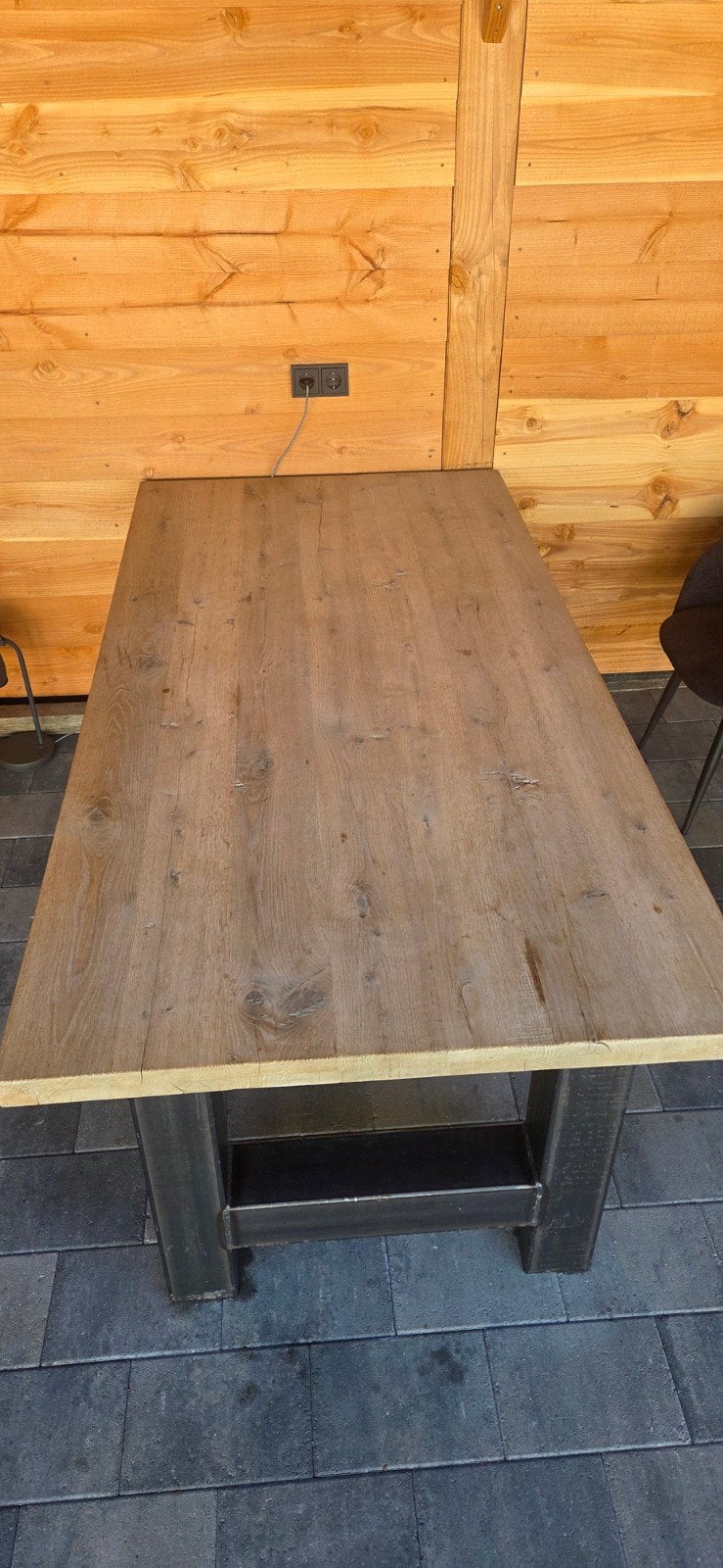 Robuuste eettafel met metalen onderstel - 200x100x77cm, Ophalen