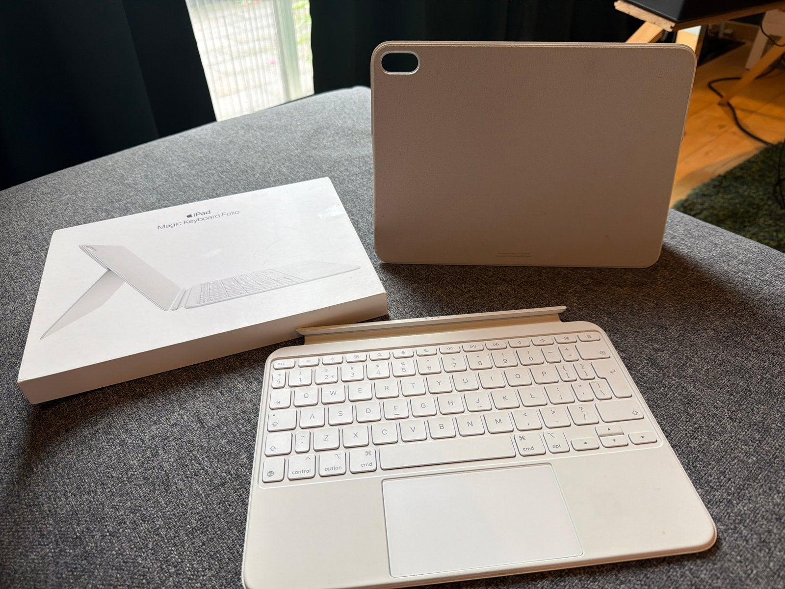 Apple Magic Keyboard Folio voor iPad (10e generatie), Computers en Software, Apple iPads, Ophalen of Verzenden, Zo goed als nieuw