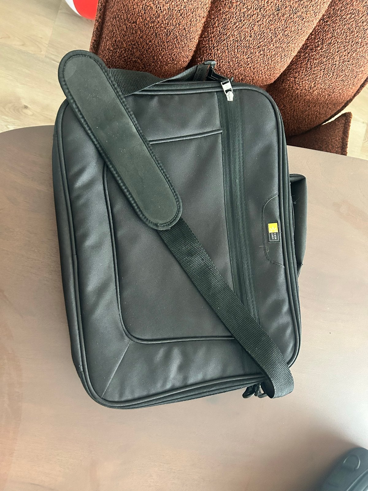 Case Logic laptoptas 17,3 inch, Ophalen, Gebruikt, Gevoerd laptopvak, 17 inch of meer