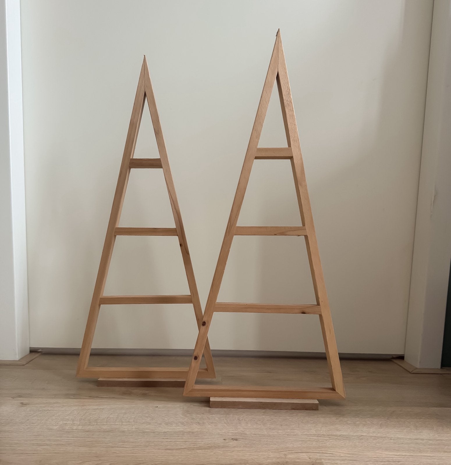 HOUTEN KERSTBOOM LADDERS Set van 2 Decoratieve Kerstbomen, Ophalen, Zo goed als nieuw