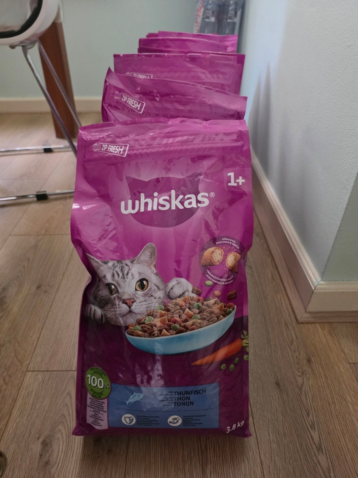 Whiskas Brokken voor Kitten met Tonijn 3.8kg, Ophalen, Kat