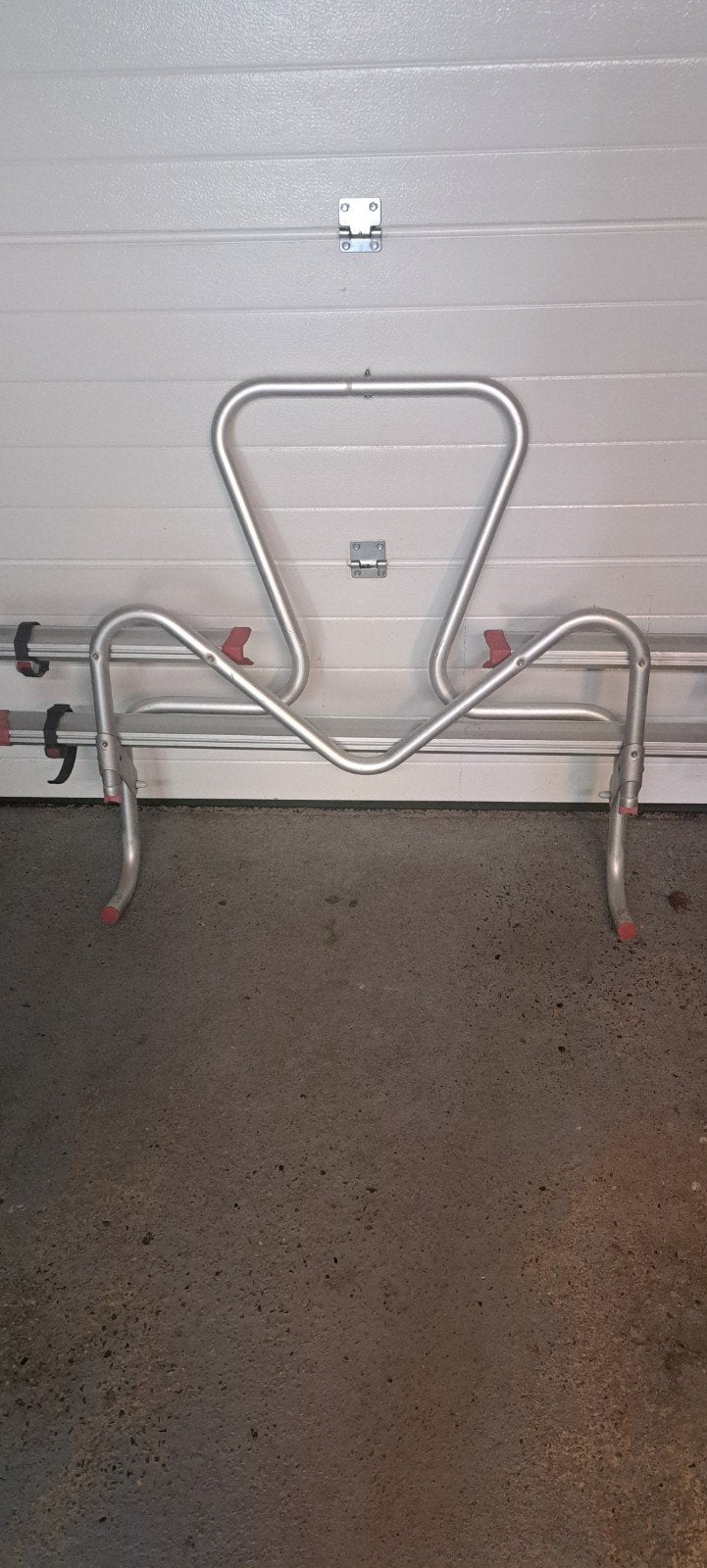 fietsendrager  op dissel, Ophalen