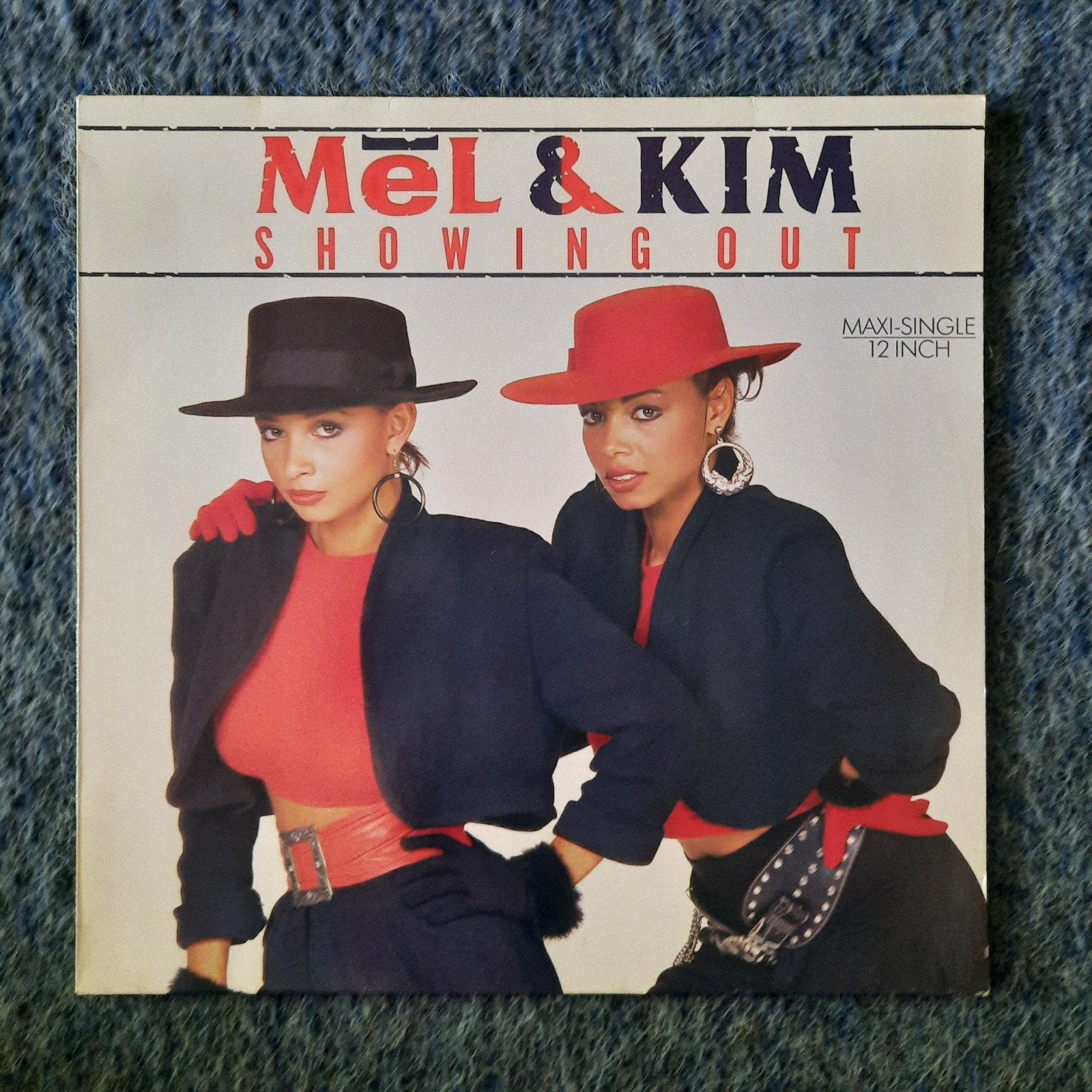 Maxi 12 inch Mel & Kim - Showing Out / System, Cd's en Dvd's, Vinyl Singles, LP, Ophalen of Verzenden, Zo goed als nieuw, Pop